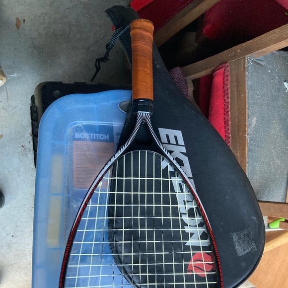 Ektelon Excel Racket Ball Racket with cover - Picture 3 of 7